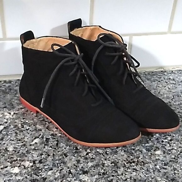 Forever 21 Black Lace Up Booties. Sz 6 - Picture 2 of 9